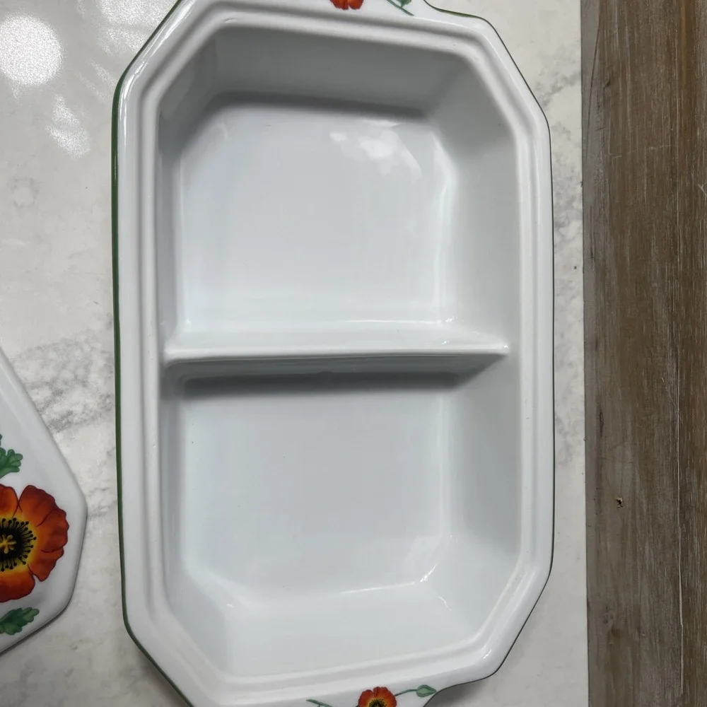 Vintage Cook Street Poppy Divided Covered Casserole Serving Dish